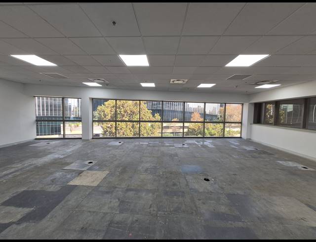 360M² OFFICE TO LET IN SANDTON CENTRAL